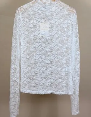 Joyna haut dentelle blanc b.webp