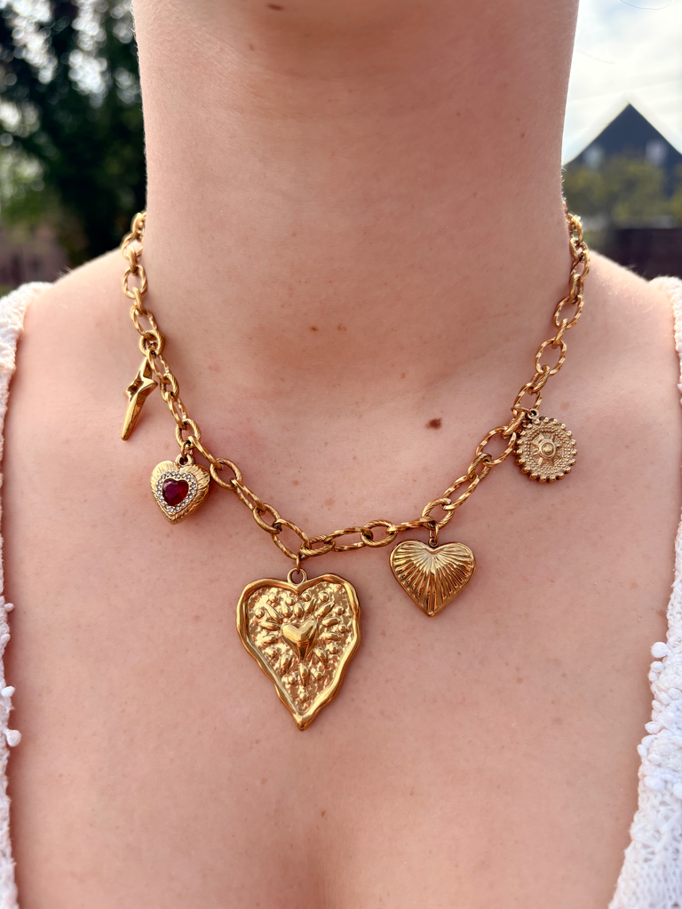 Collier Love